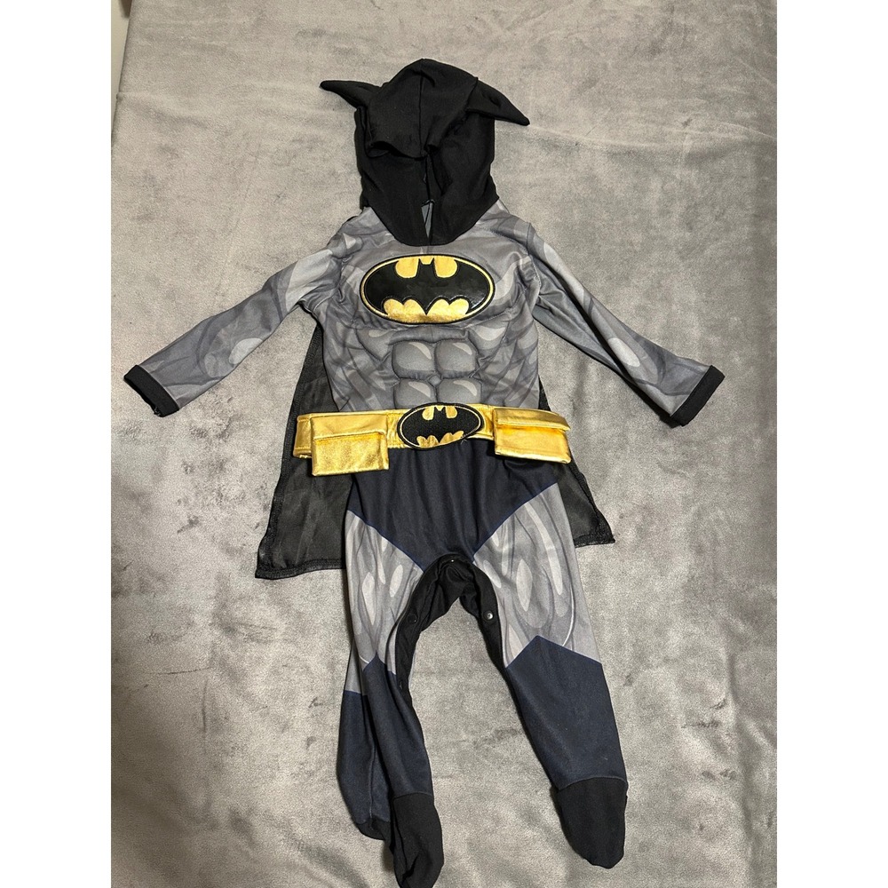 Batman DC Comics Muscle Chest Infant Costume Jumpsuit Cape Hooded 6-12M